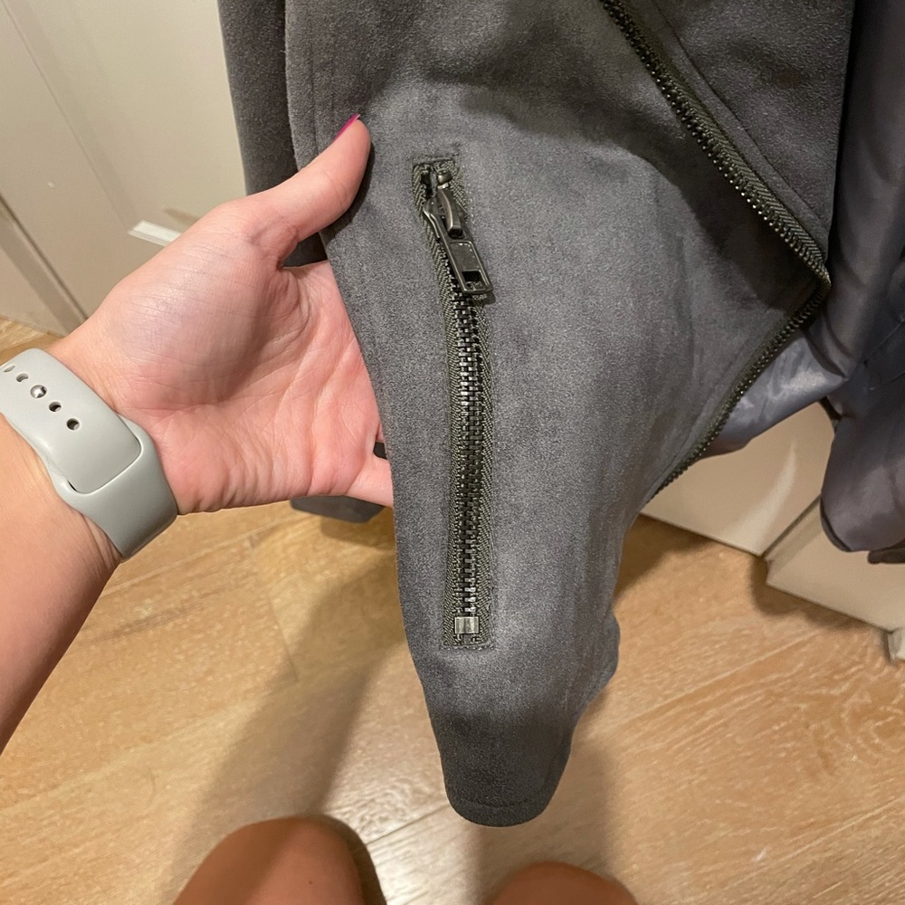 Grey jacket - Picture 6 of 6
